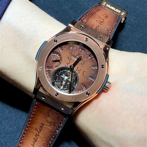 hublot ベルルッティ スーパー コピー|ウブロ×ベルルッティ“オールブラック”の腕時計「ビッグ・バン .